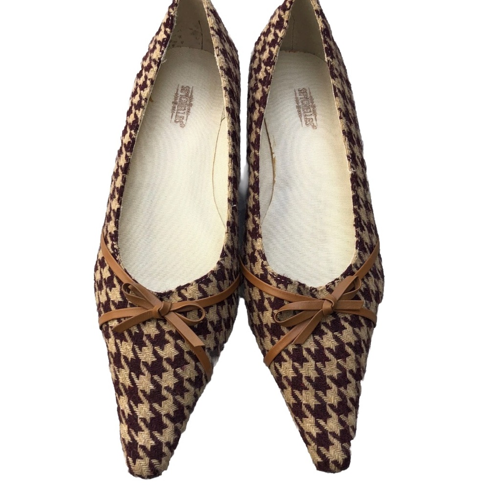 Seychelles Houndstooth Point Toe Kitten Heels. Size 8.5